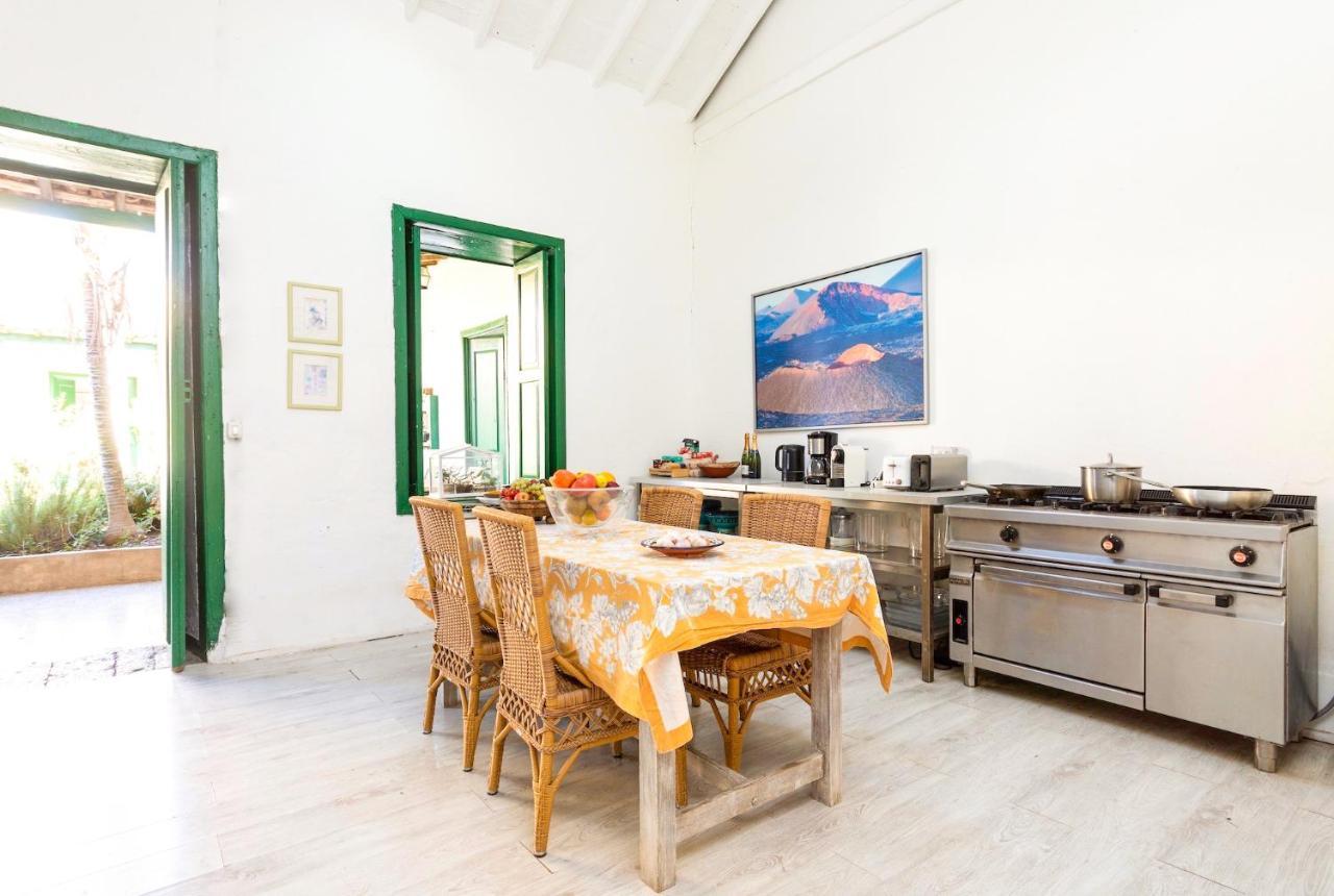 Detached Villa With Garden, Heated And Private Pool, Sea View, Parking Free Tijoco de Abajo Екстериор снимка